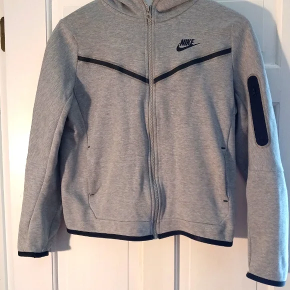 Boys Nike Tech Fleece - Picture 1 of 3